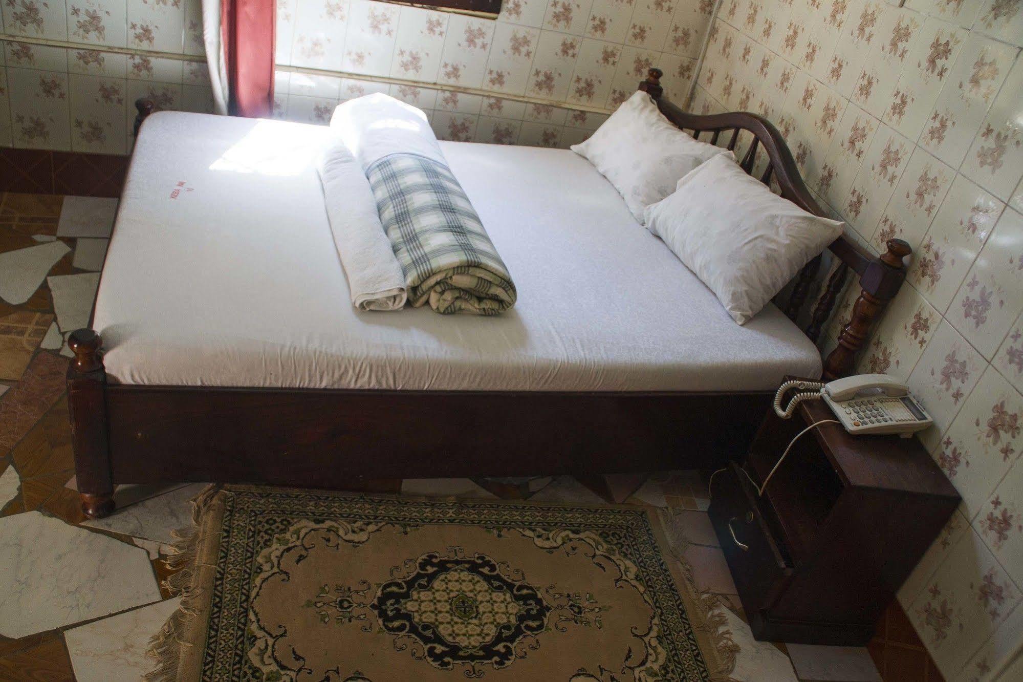 Keba Inn Lyamutundwe Екстериор снимка